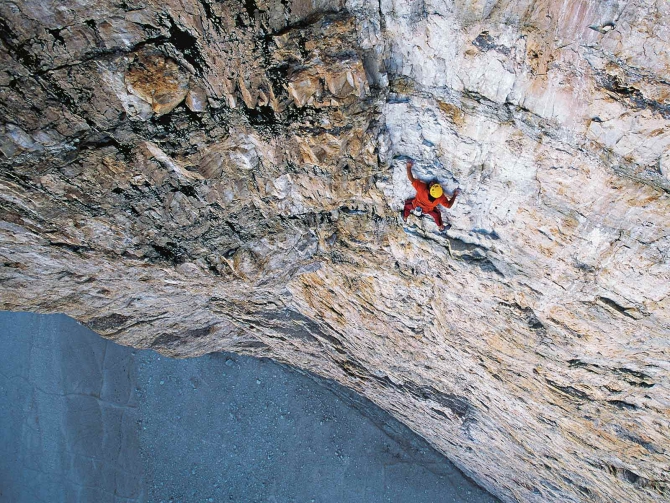 Алекс Хубер "Соло на Диретиссиме Лаваредо. Поверить в себя" (Альпинизм, александр хубер, bigwall masters, алекс хубер в москве, крутые, скалодром, слайд-шоу, bigwall, соревнования)