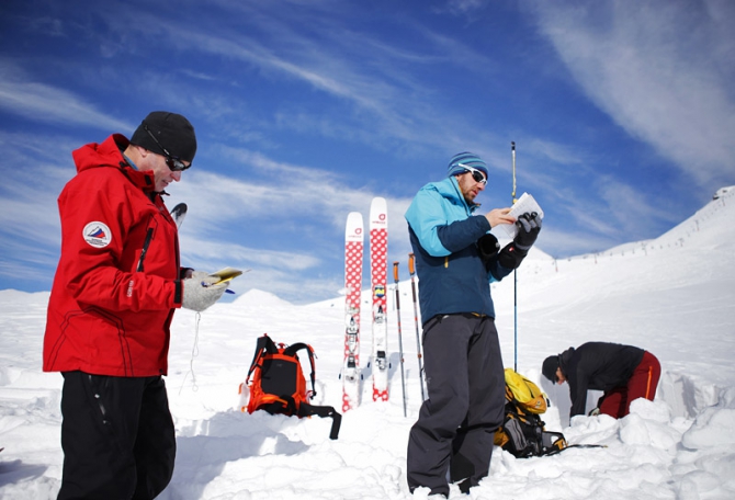 8-дневный лавинный курс в Гудаури / лавинный модуль RMGA (фоторепорт, Бэккантри/Фрирайд, грузия, caa, лавинные курсы, обучение, школа гидов, алекс кузмицкий, федор фарберов, сергей веденин, григорий минцев, андрей волков)