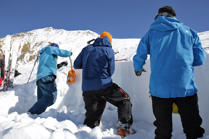 8-дневный лавинный курс в Гудаури / лавинный модуль RMGA (фоторепорт, Бэккантри/Фрирайд, грузия, caa, лавинные курсы, обучение, школа гидов, алекс кузмицкий, федор фарберов, сергей веденин, григорий минцев, андрей волков)