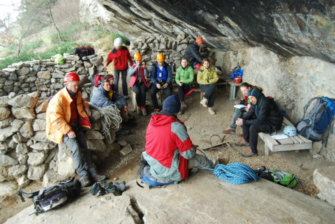 Школа инструкторов альпинизма 2014 г (Украина). Скальный блок. Итоги. (скалолазание, ледолазание, драйтулинг, горная школа "категория трудности" им.ставницера, ситник михаил)