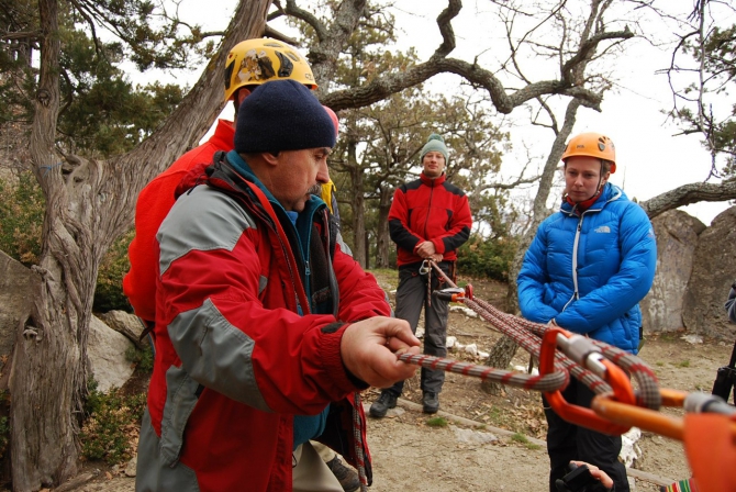 Школа инструкторов альпинизма 2014 г (Украина). Скальный блок. Итоги. (скалолазание, ледолазание, драйтулинг, горная школа "категория трудности" им.ставницера, ситник михаил)