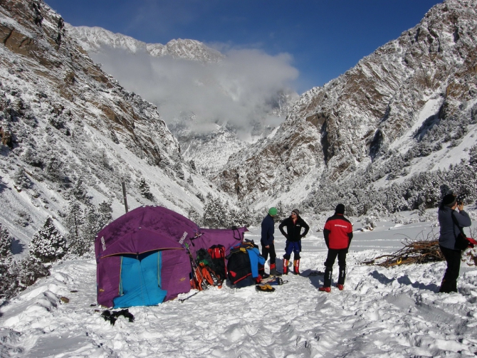 Сабах. Зимний первопроход 5Б в двойке в стиле нон-стоп (Альпинизм, георгий калита, александр жигалов, игорь логинов, павел власенко, илья ефремов)
