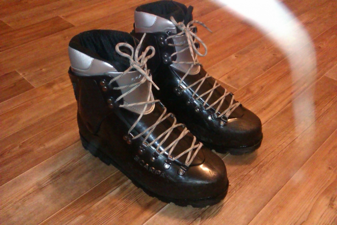 Продам Scarpa Vega H.A. (с высотным внутренником, Альпинизм)
