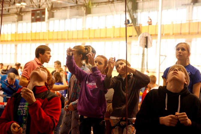 В Магнитогорске прошли чемпионат и первенство Челябинской области по скалолазанию (Скалолазание, скалолазание, новый скалодром, чемпионат челябинской области)