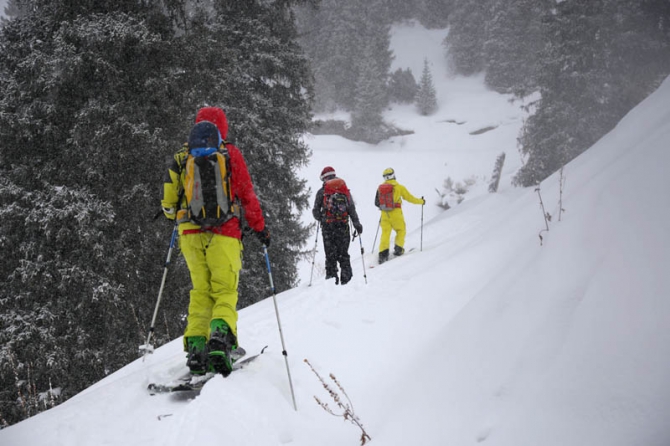 «Бесснежный» Каракол / ски-тур и бэккантри в Киргизии 2014 (Бэккантри/Фрирайд, snow sense, алекс кузмицкий, фрирайд, пржевальск, фрирайд-школа, киргизия, скитур, минигид)