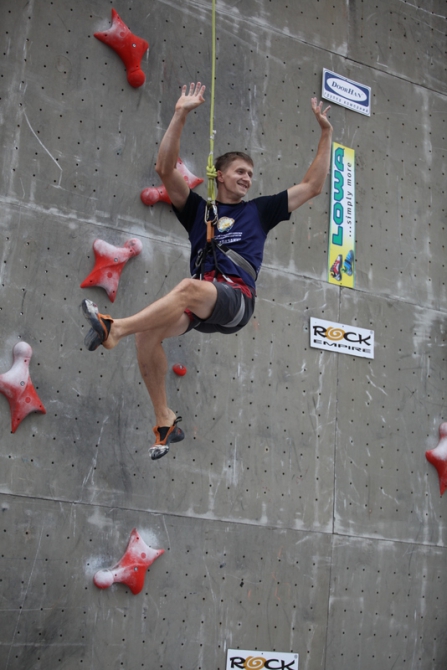 Евгений Вайцеховский: хочу найти "золотую середину" (Скалолазание, санкт-петербург, красноярск, башкортостан, шиков, хайан, даон, сергей синицын, кубок россии, кубок мира, либор хроза, жонг, кокорин, уфа, салават, москва, екатеринбург, чемпионат мира)