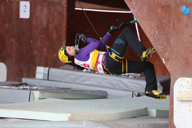 Кубок мира в Уфе. Продолжение темы - интервью (Ледолазание/drytoolling, парк хейонг, надежда галлямова, максим томилов, ice wc, мария толоконина, уфа, россия, uiaa, лед, ледолазание)