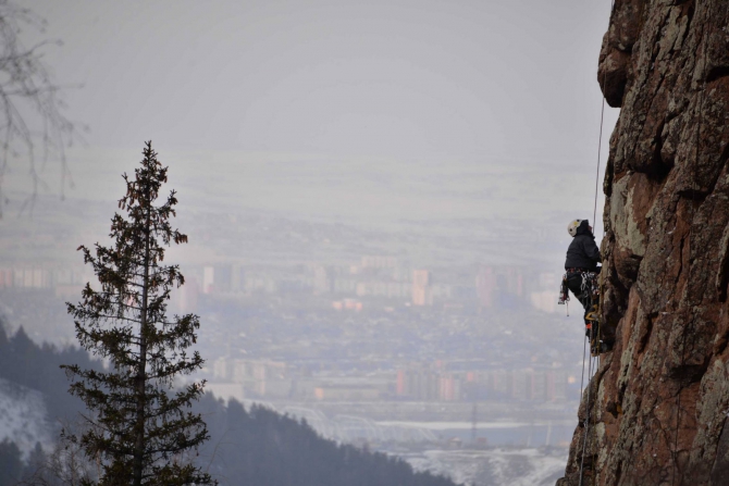 Красноярские Столбы - "ИТО must go on!" (Альпинизм, тд абалаковский, марина попова, школа ито на столбах, денис прокофьев, нпф баск, красноярцы)