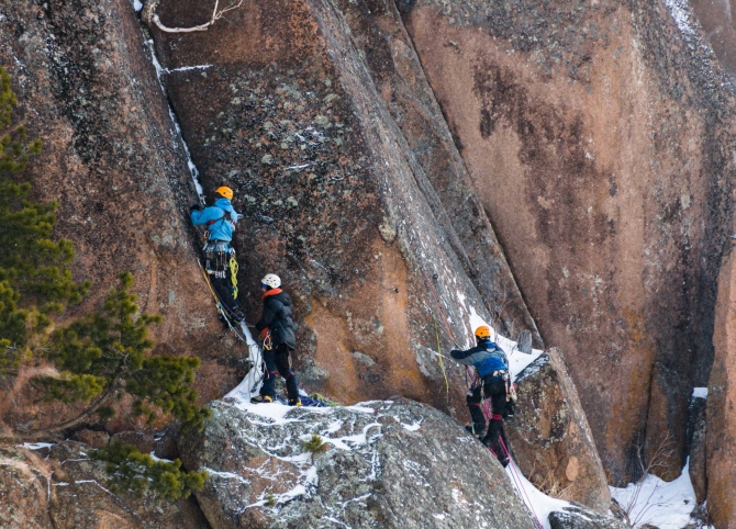 Красноярские Столбы - "ИТО must go on!" (Альпинизм, тд абалаковский, марина попова, школа ито на столбах, денис прокофьев, нпф баск, красноярцы)