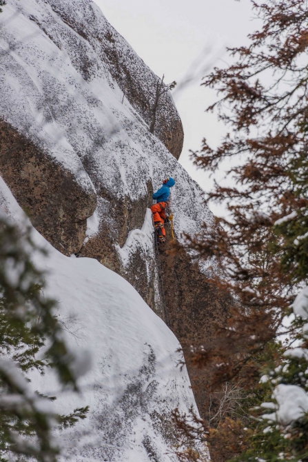 Красноярские Столбы - "ИТО must go on!" (Альпинизм, тд абалаковский, марина попова, школа ито на столбах, денис прокофьев, нпф баск, красноярцы)