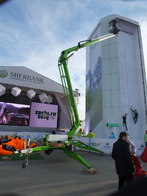 Олимпийская Сосулька. Взгляд изнутри... (Ледолазание/drytoolling, фестиваль ледолазания в сочи)