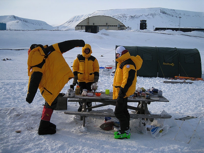 Шпицберген фест-контент. Кто эти люди? (Альпинизм, fest contest)