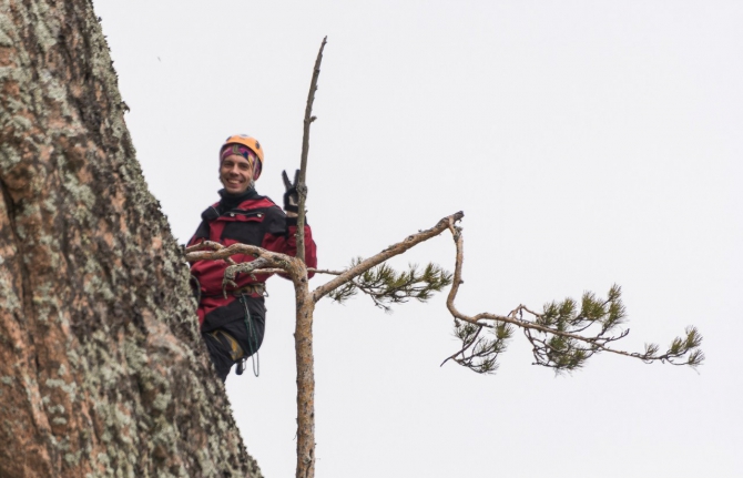 Лазание по скалам, чем больше, тем лучше, в любую погоду - Столбы. Красноярск. (Альпинизм, тд абалаковский, марина попова, школа ито на столбах, денис прокофьев, нпф баск, красноярские столбы, красноярцы, ито, видео)