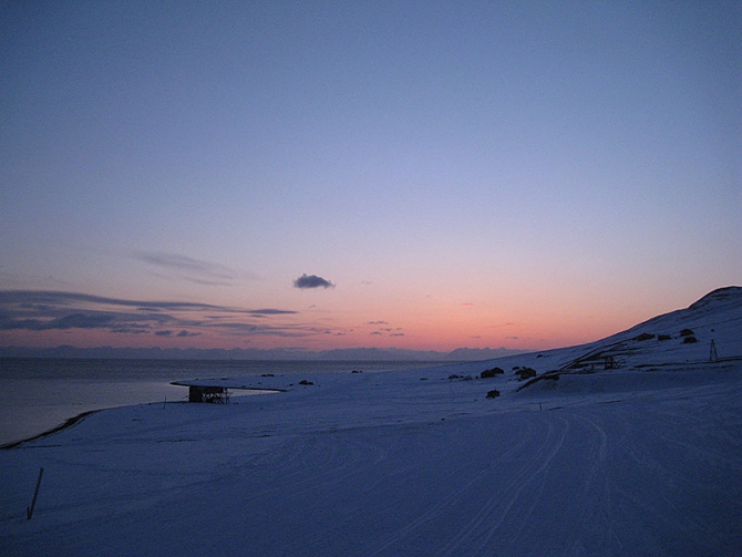 Шпицберген фест контент. Тема ружей не раскрыта. (Альпинизм, fest contest)