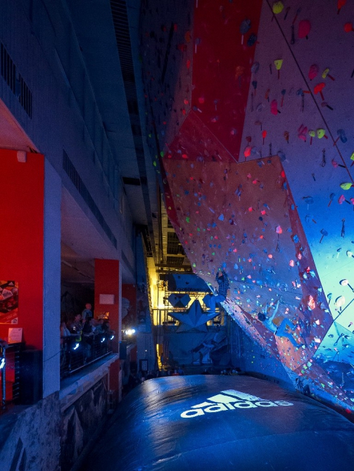 Пятое измерение Александра Хубера (Скалолазание, соревнования, bigwall, слайд-шоу, скалодром, крутые, риск онсайт, алекс хубер в москве, bigwall masters, александр хубер)