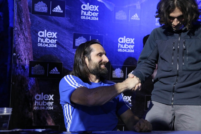 Пятое измерение Александра Хубера (Скалолазание, соревнования, bigwall, слайд-шоу, скалодром, крутые, риск онсайт, алекс хубер в москве, bigwall masters, александр хубер)