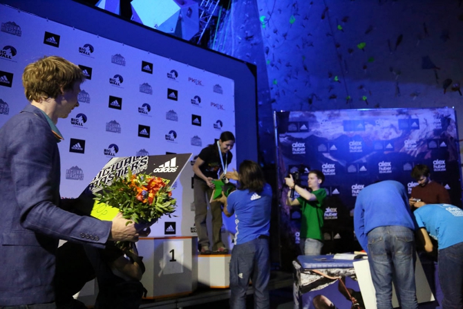 Пятое измерение Александра Хубера (Скалолазание, соревнования, bigwall, слайд-шоу, скалодром, крутые, риск онсайт, алекс хубер в москве, bigwall masters, александр хубер)