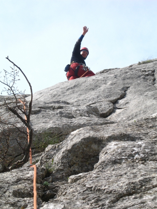 Ехать ли сейчас в Форос на скалы? (Альпинизм, крым, уарч-кая, . чёртова лестница. весна. цветы. скалы.)