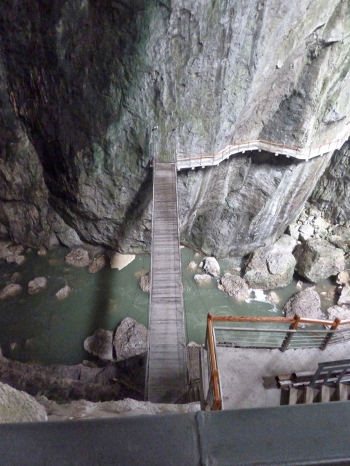 Ну вот, добрались и до Гету.... (Скалолазание, гету в беде, сохраним скалы, китай)
