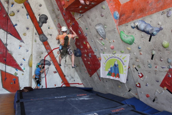 Открытие томского альпинистско-лазательного сезона - связки (Альпинизм, тфа, темерев, команда arcteryx в россии, скальный класс)