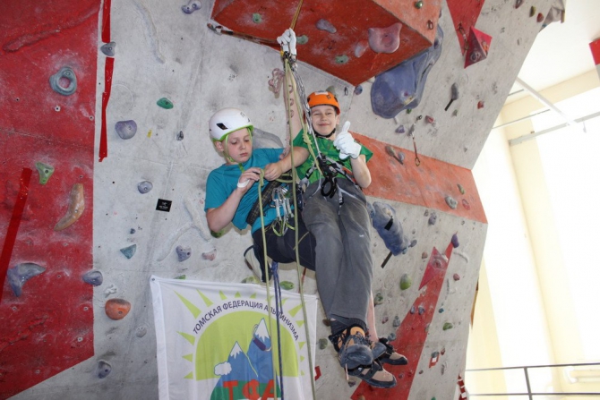 Открытие томского альпинистско-лазательного сезона - связки (Альпинизм, тфа, темерев, команда arcteryx в россии, скальный класс)