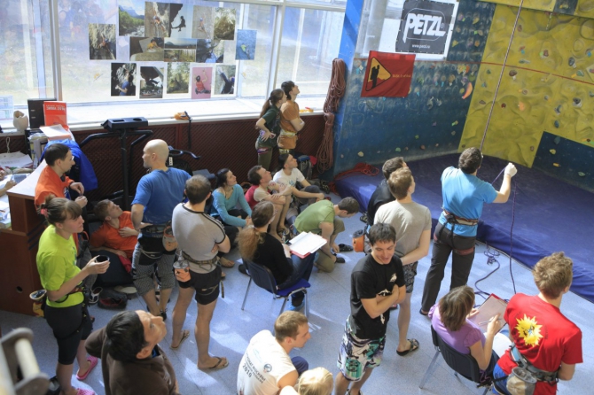 Чемпионат МЭИ поскалолазанию памяти Сергея Гурякова. Итоги (Альпинизм, альпинизм, скалолазание, фаис, альпклуб, petzl, марина-клаб)