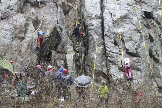 В окрестностях Бишкека в минувшие выходные проведены соревнования по драйтулингу (Скайраннинг)