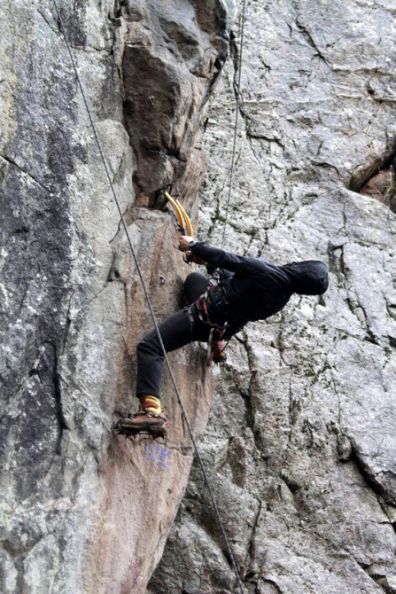 В окрестностях Бишкека в минувшие выходные проведены соревнования по драйтулингу (Скайраннинг)