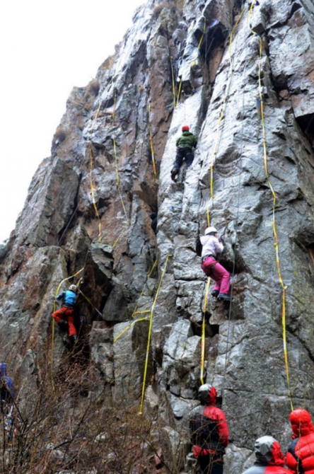 В окрестностях Бишкека в минувшие выходные проведены соревнования по драйтулингу (Скайраннинг)
