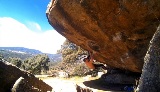 Альберто Рокасолано: первый повтор Entropia (8С, Скалолазание, испания, боулдеринг)