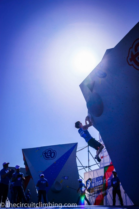 Этап Кубка мира в Швейцарии: анонс (Скалолазание, олег беляков, гриндельвальд, татьяна шемулинкина, артем петраков, чунцин, екатерина андреева, ольга яковлева, боулдеринг, рустам гельманов, арман тер-минасян, кубок мира, дмитрий шарафутдинов, швейцария, динара фахритдинова, баку)