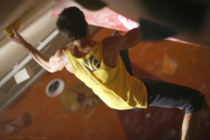 Традиционные соревнования по боулдерингу нетрадиционного формата! (Скалолазание, tramontana, трамонтана, соревнования по скалолазанию, соревнования в питере)