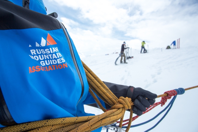 Школа горных гидов России на Кавказе. Фото (Альпинизм, фар, meindl, gore-tex, red fox, petzl)