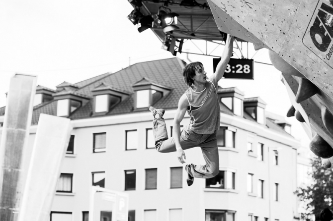 Этап Кубка мира в Австрии: анонс (Скалолазание, артем петраков, олег беляков, вадим тимонов, татьяна шемулинкина, ольга яковлева, алексей щервянин, екатерина андреева, арман тер-минасян, баку, гриндельвальд, чунцин, динара фахритдинова, инсбрук, дмитрий шарафутдинов, юлия абрамчук, рустам гельманов, азербайджан, кубок мира, китай, швейцария, австрия, боулдеринг)