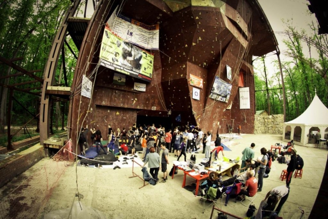 24-25 мая в г.Уфе состоится V Открытый фестиваль по боулдерингу «БолдерФест-2014 памяти Егора Пенигина». (Скалолазание, скалолазание, уфа, болдерфест памяти егора пенигина)