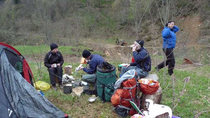 Сказ о том, как мы мочили новичков в районе Фишта на майские праздники. (Горный туризм, новый афон, мамдзышха, марьино, псезуапсе, перевал грачевский, перевал майкопский, пшехо-су, плато лаганаки, гуамка)