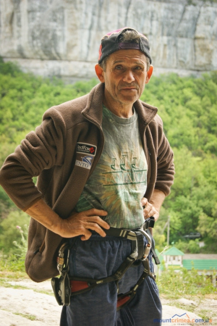 Очередные ветеранские состязания в Бахчисарае (Скалолазание)