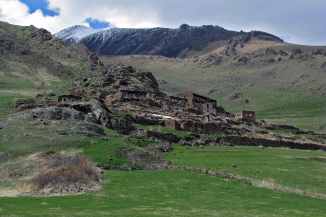 Прогулки в Грузии у Казбека на майские'2014. Фоторассказ (Горный туризм, горы, кавказ, грузия, приказбечье, фотография, тбилиси, кахетия)