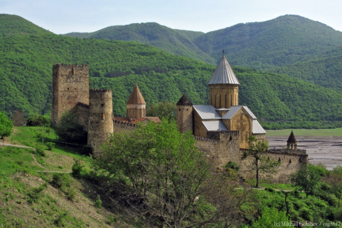 Прогулки в Грузии у Казбека на майские'2014. Фоторассказ (Горный туризм, горы, кавказ, грузия, приказбечье, фотография, тбилиси, кахетия)