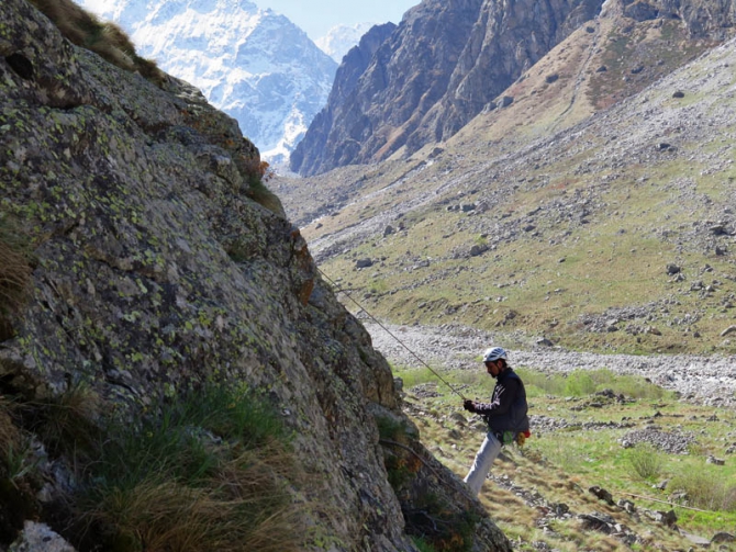 Жетон. Модуль ПСР / поисково-спасательные работы в двойке (фоторепорт, Бэккантри/Фрирайд, самоспасение в двойке, учебный альпинизм, фар, катя коровина, андрей селиванов, алекс кузмицкий, безенги, сергей веденин, денис кисилев, азнаур аккаев, андриан спичка)