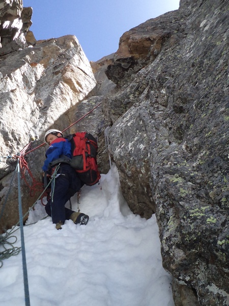Ала-Арча. Новая линия на п.Изыскатель. Ну ооочень длинная! (Альпинизм, филинов, red fox asia, селиверстов, первопроход, red fox)