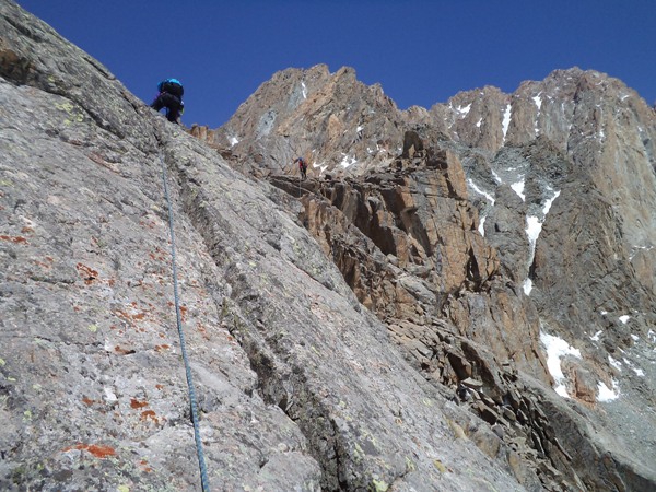 Ала-Арча. Новая линия на п.Изыскатель. Ну ооочень длинная! (Альпинизм, филинов, red fox asia, селиверстов, первопроход, red fox)