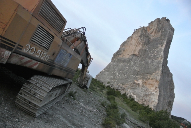 Остров Крым в апреле 2014 (Альпинизм, школа альпинизма, обучение, нефедов, сергей, интенсивный курс, bigwall+ито, морчека, длс, бровь, центр, змейка, рукопись, мачомбо)