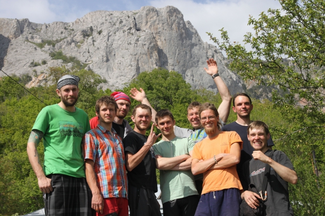 Остров Крым в апреле 2014 (Альпинизм, школа альпинизма, обучение, нефедов, сергей, интенсивный курс, bigwall+ито, морчека, длс, бровь, центр, змейка, рукопись, мачомбо)