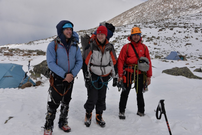 Тува, дубль два. Первопроходы. (Альпинизм, школа ито на столбах, нпф баск, красноярск, кфа, сублиматы, марина попова, wise food отзывы, денис прокофьев, красноярская городская федерация альпинизма, wise food storage)