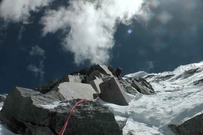 Тамсерку, юго-западная стена, знакомство с красавицей (Альпинизм, лончинский, гуков, thamserku, strongart.ru, рэк)