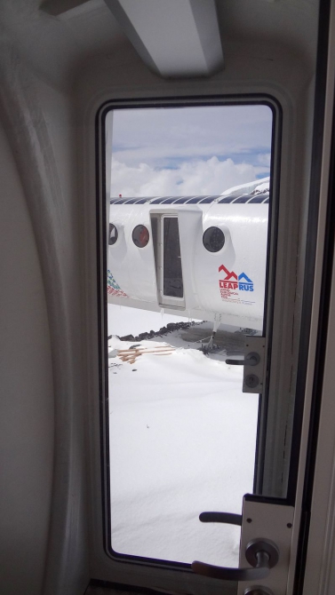 Leaprus - не роскошь, а место проживания на Эльбрусе (Скайраннинг, альпинизм, бочки, скайраннинг, горный туризм, восхождения)