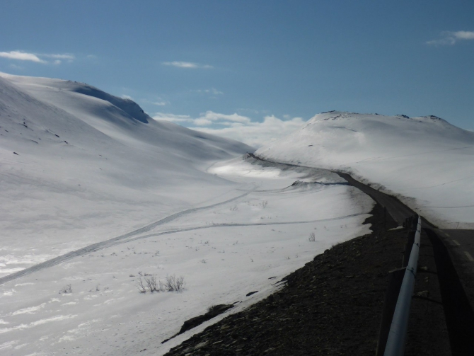 Полярная Норвегия на велосипеде: сентябрь и май (велопоход, тундра, заполярье, север)