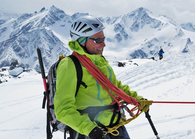 Альп-курс для лыжных гидов / Школа Гидов, Терскол (фоторепорт, Бэккантри/Фрирайд, таня вилимович, миша гринев, rmga, ifmga, кирилл анисимов, алекс кузмицкий, гиды, приэльбрусье, скитур, эльбрус)