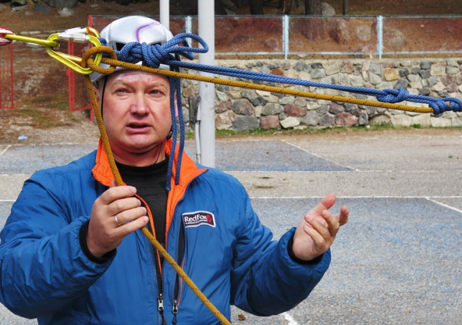 Альп-курс для лыжных гидов / Школа Гидов, Терскол (фоторепорт, Бэккантри/Фрирайд, таня вилимович, миша гринев, rmga, ifmga, кирилл анисимов, алекс кузмицкий, гиды, приэльбрусье, скитур, эльбрус)